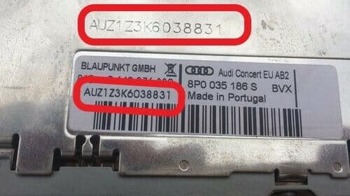 Audi magnetolos etiketė ir serijos numerio pavyzdys 3
