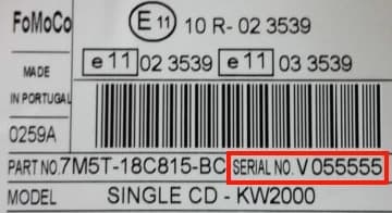 Ford magnetolos etiketė ir serijos numerio pavyzdys 5