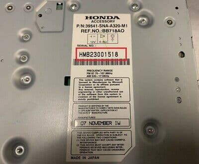 Honda magnetolos etiketė ir serijos numerio pavyzdys 1