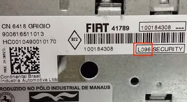 Lancia magnetolos etiketė ir serijos numerio pavyzdys 6