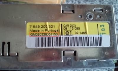 Opel magnetolos etiketė ir serijos numerio pavyzdys 7