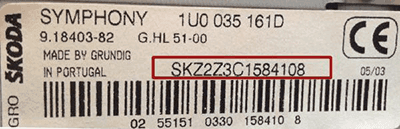 Škoda magnetolos etiketė ir serijos numerio pavyzdys 1
